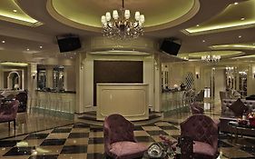 广州圣丰索菲特大酒店 - 广交会期间住客享免费穿梭巴士至广交会展馆及境外采购商办证服务